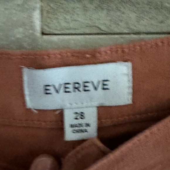 Evereve cropped straight leg linen pants size 28 color is like first picture - Picture 4 of 5